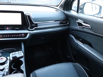 Kia Sportage V SUV 1.6 T-GDI HEV 230KM 2022 Kia Sportage 1.6 T-GDI HEV, Salon Polska, zdjęcie 7