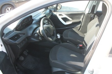 Peugeot 208 I 2018 Peugeot 208 ROK 2018 POJ 1,2 68 KM, zdjęcie 8
