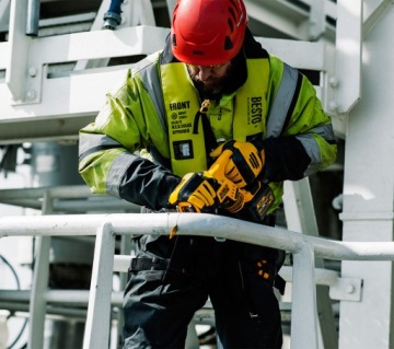 КОМБО набор из 6 инструментов 3х5Ач 18В DeWalt DCK623P3