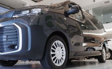 Toyota Proace II 2024 Toyota ProAce 2.0 D-4D Long Active 2.0 Diesel 144KM, zdjęcie 18