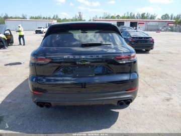Porsche Cayenne III SUV S 2.9 440KM 2023 Porsche Cayenne 2023 PORSCHE CAYENNE PLATINUM EDITION 2.9 Benzyna 440KM, zdjęcie 6