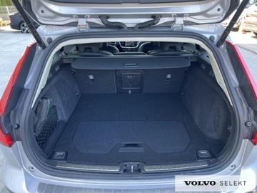 Volvo V60 II  Kombi Facelifting 2.0 B4 B 197KM 2024 Volvo V60 V60 B4 B Plus Dark Pakiet Climate Driver, zdjęcie 29