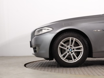 BMW Seria 5 F10-F11 Touring 520d 184KM 2013 BMW 5 520d, 181 KM, Automat, Skóra, Navi, Klima, zdjęcie 14
