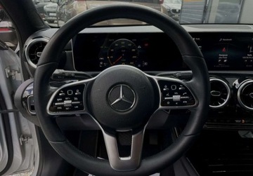 Mercedes Klasa A W177/V177 Hatchback 1.5 180d 116KM 2018 Mercedes-Benz Klasa A kamera 1.5D NAVI gwarancja LED 1.5 Diesel, zdjęcie 24
