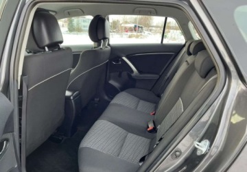 Toyota Avensis III Wagon Facelifting 1.6 Valvematic 132KM 2015 Toyota Avensis 1,6 Benz. 132 KM, Zadbany 1.6 Benzyna 132KM, zdjęcie 12