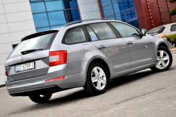 Skoda Octavia II Kombi Facelifting 1.6 TDI CR DPF 105KM 2013 Škoda Octavia Skoda Octavia 1.6 TDI 105KM Klima, zdjęcie 22