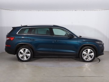 Skoda Kodiaq I SUV Facelifting 2.0 TDI SCR 200KM 2022 Skoda Kodiaq 2.0 TDI, Salon Polska, 197 KM, 4X4, zdjęcie 5