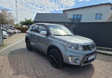 Suzuki Vitara III SUV 1.4 BOOSTERJET 140KM 2015 Suzuki Vitara Swiezo sprowadzona Zarejestrowana 4x4 Radar. Pelny serwis, zdjęcie 3