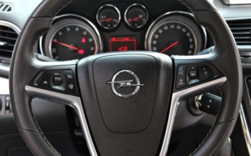 Opel Mokka I SUV 1.6 ecoFLEX 115KM 2013 Opel Mokka 1.6 i Nawigacja Kamera 1 rok gwarancji w cenie 1.6 Benzyna, zdjęcie 21