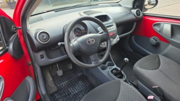 Toyota Yaris III Hatchback 5d Facelifting 1.0 VVT-i 69KM 2009 TOYOTA AYGO 1.0 VVT-i 68KM 2009 KLIMA-SERWO SUPER STAN! BIEDRONECZKA!!!, zdjęcie 33