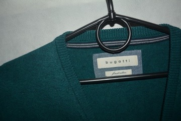 Sweter w serek Bugatti XXL