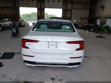 Volvo S60 III 2024 Volvo S60 Recharge Plug-In Hybrid T8 Core Dark Theme 2024 2.0l 2.0 Hybryda, zdjęcie 4