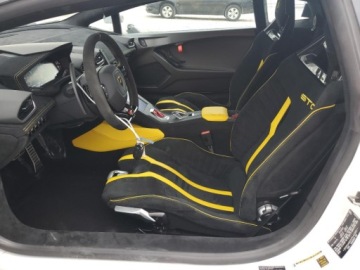 Lamborghini Huracan STO 5.2 V10 640KM 2023 Lamborghini Huracan STO 2023 5.2l 5.2 Benzyna 640KM, zdjęcie 7