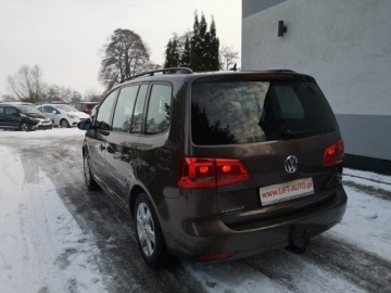 Volkswagen Touran II 1.6 TDI 105KM 2011 Volkswagen Touran 1.6 TDI 105KM Klimatronic, zdjęcie 7