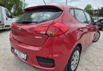 Kia Ceed II Hatchback 5d Facelifting 1.4 DOHC 100KM 2017 Kia Ceed Super przebieg Super stan Zarejestrowany 1.4 Benzyna 99KM, zdjęcie 3
