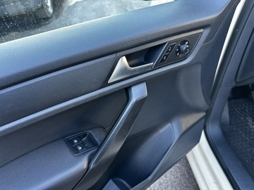 Volkswagen Caddy IV Kombi Maxi 2.0 TDI SCR BlueMotion Technology 102KM 2018 Volkswagen Caddy 2.0 TDI Maxi 7-osobowy Model 2019, zdjęcie 21