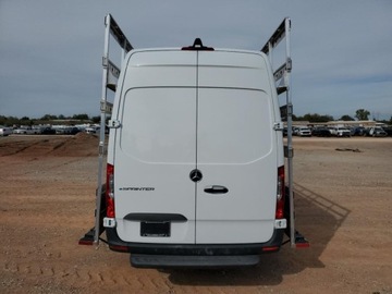 Mercedes Sprinter IV (W907/W910) 2024 Mercedes-Benz Sprinter eSprinter Delivery Van 2024 Elektryczny 134KM, zdjęcie 10