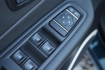 Renault Captur I Crossover Facelifting 0.9 Energy TCe 90KM 2019 Renault Captur Alize, zdjęcie 6