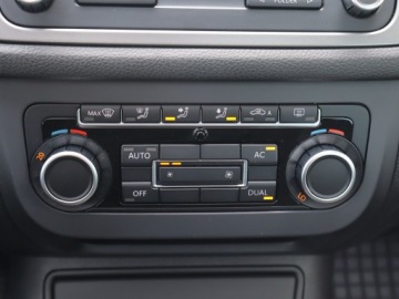 Volkswagen Tiguan I SUV 2.0 TDI CR DPF 140KM 2010 VW Tiguan 2.0 TDI, Serwis ASO, 4X4, Klima, zdjęcie 14