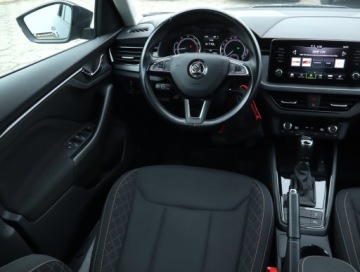 Skoda Kamiq Crossover 1.0 TSI 115KM 2019 Skoda Kamiq 1.0 TSI, Salon Polska, Serwis ASO, zdjęcie 6