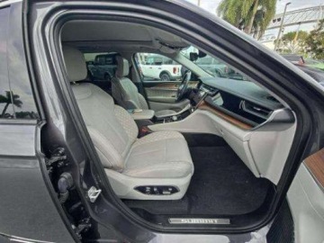 Jeep Grand Cherokee IV 2022 Jeep Grand Cherokee Summit 2022 3.6 Benzyna 293KM, zdjęcie 16