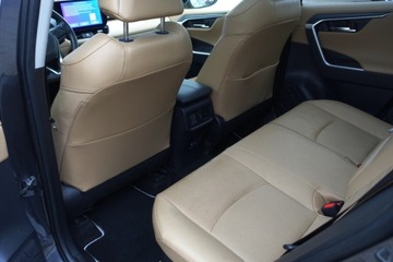 Toyota RAV4 V 2024 Toyota RAV4 Bezwypadek 4x4 2.5 Hybrid Hak Panorama ACC Kamera FV23, zdjęcie 16