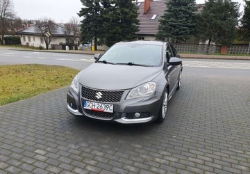 Suzuki Kizashi 2.4 VVT 178KM 2010 Suzuki Kizashi 2.4 178KM 4x4 Automat BiXenon Navi 2xCzujniki Parkowania 2.4, zdjęcie 2
