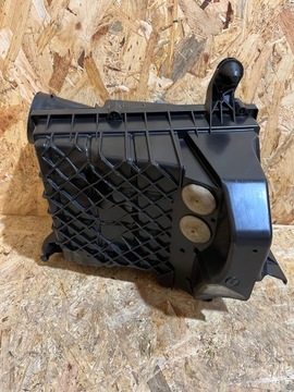 POUZDRO FILTRU VZDUCHU VOLVO XC60 II 17- 2.0D XC90 31474862 P31474862