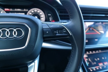 Audi Q8 SUV 3.0 50 TDI 286KM 2018 Audi Q8 AUDI Q8 50TDI Kamery 360 ACC Grzana Szyba, zdjęcie 17