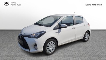 Toyota Yaris III 2015 Toyota Yaris Hybrid 100 Premium III (2011-2019)