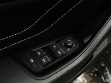 Volkswagen Arteon Fastback Facelifting 2.0 TDI 200KM 2023 Volkswagen Arteon R-Line | 4motion | Panorama | Ka, zdjęcie 11