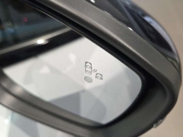 Peugeot 2008 II SUV Facelifting 1.2 Hybrid 145 145KM 2025 Peugeot 2008 Hybrid mHEV GT e-DCS6 145KM SalonPL Gwarancja Dealer Vat23, zdjęcie 25
