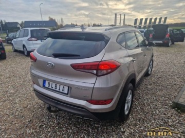 Hyundai Tucson III SUV 1.6 T-GDI 177KM 2015 Hyundai Tucson Led 4x4 Automat Hak Kamera Cofania 1.6 Benzyna 177KM, zdjęcie 10