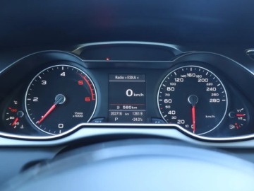 Audi A4 B8 Limousine Facelifting 2.0 TDI 177KM 2012 Audi A4 2.0 TDI, 174 KM, Automat, Klima, zdjęcie 10