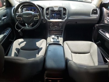 Chrysler 300C II 2022 Chrysler 300 Touring 2022 3.6l 3.6 Benzyna 292KM, zdjęcie 8