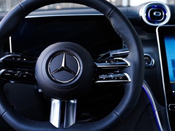 Mercedes GLC C254/X254 Coupe 2.0 200 204KM 2026 GLC Coupe 200 4-Matic AMG Line 2.0 (204KM) 2026, zdjęcie 8