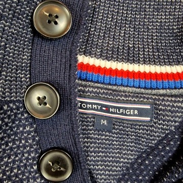 Tommy Hilfiger GRANATOWY SWETER