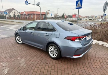Toyota Corolla XII Sedan 1.5 VVT-i 125KM 2022 Toyota Corolla 1.5i NAVI Ledy Kamera Salon PL 60.000 km 1.5 Benzyna, zdjęcie 5