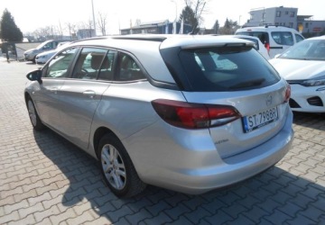 Opel Astra K 2017 Opel Astra Opel Astra K 1.6 Diesel 110 KM 1.6 Diesel 110KM, zdjęcie 3