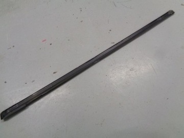 TŘÍDA C W203 00 SEDAN LIŠTA DVEŘE PRAVÝ PŘEDNÍ 040