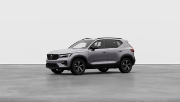 Volvo XC40 Crossover Facelifting 2.0 B3 163KM 2025 Volvo XC 40 Plus Dark B3 Mild Hybrid Benzyna, zdjęcie 1