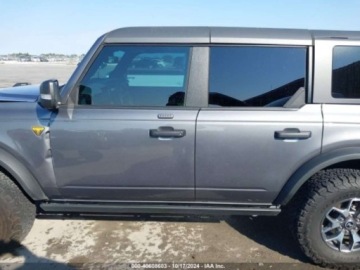 Ford Bronco VI 2023 Ford Bronco Badlands, 2023r., 4x4, 2.7L 2.7 Benzyna 315KM, zdjęcie 7