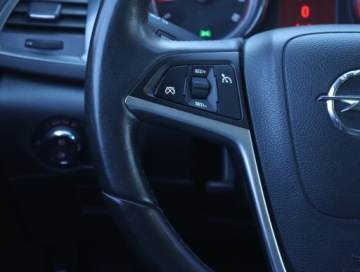 Opel Astra J Sports Tourer 1.6 Turbo ECOTEC 180KM 2011 Opel Astra 1.6 T, Automat, Navi, Xenon, Klima, zdjęcie 18