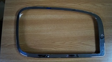 РАМКА ФАРЫ ПРАВАЯ MERCEDES AXOR