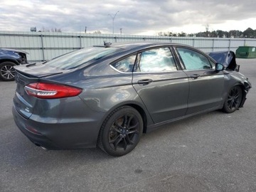 FORD FUSION 2017- SVĚTLO ZADNÍ LED PRAVÁ NEBO LEVÝ SA