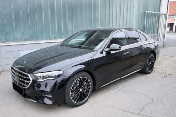 Mercedes Klasa E W214 Sedan 2.0 220d 197KM 2026 Mercedes-Benz Klasa E E 220 d 4MATIC Exclusive Polski Salon Duzy Rabat, zdjęcie 1