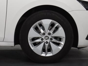 Skoda Octavia IV Liftback 1.0 TSI EVO 110KM 2021 Skoda Octavia 1.0 TSI, Salon Polska, Klima, zdjęcie 14