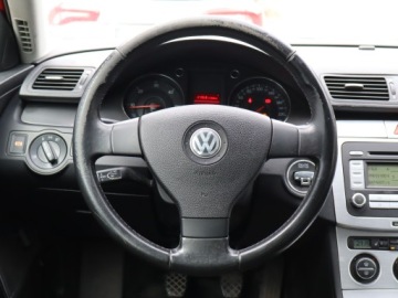 Volkswagen Passat B6 Variant 2.0 TDI 170KM 2006 VW Passat 2.0 TDI, 167 KM, Klima, Klimatronic, zdjęcie 14