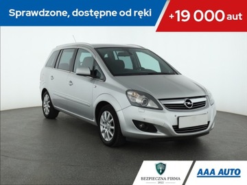 Opel Zafira B 1.8 ECOTEC 140KM 2012 Opel Zafira 1.8, 7 miejsc, Navi, Xenon, Klima