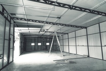 Гараж из листового металла 20х7м Гараж из листового металла для залов Склад